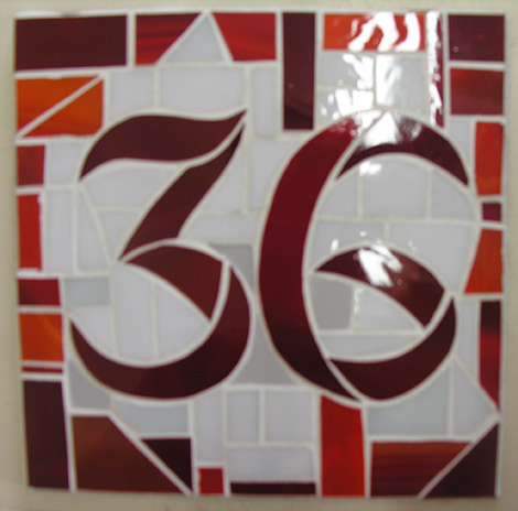 Número em mosaico para residência (20×20 cm)