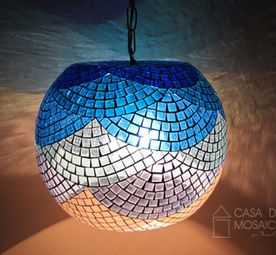 Luminária de mosaico